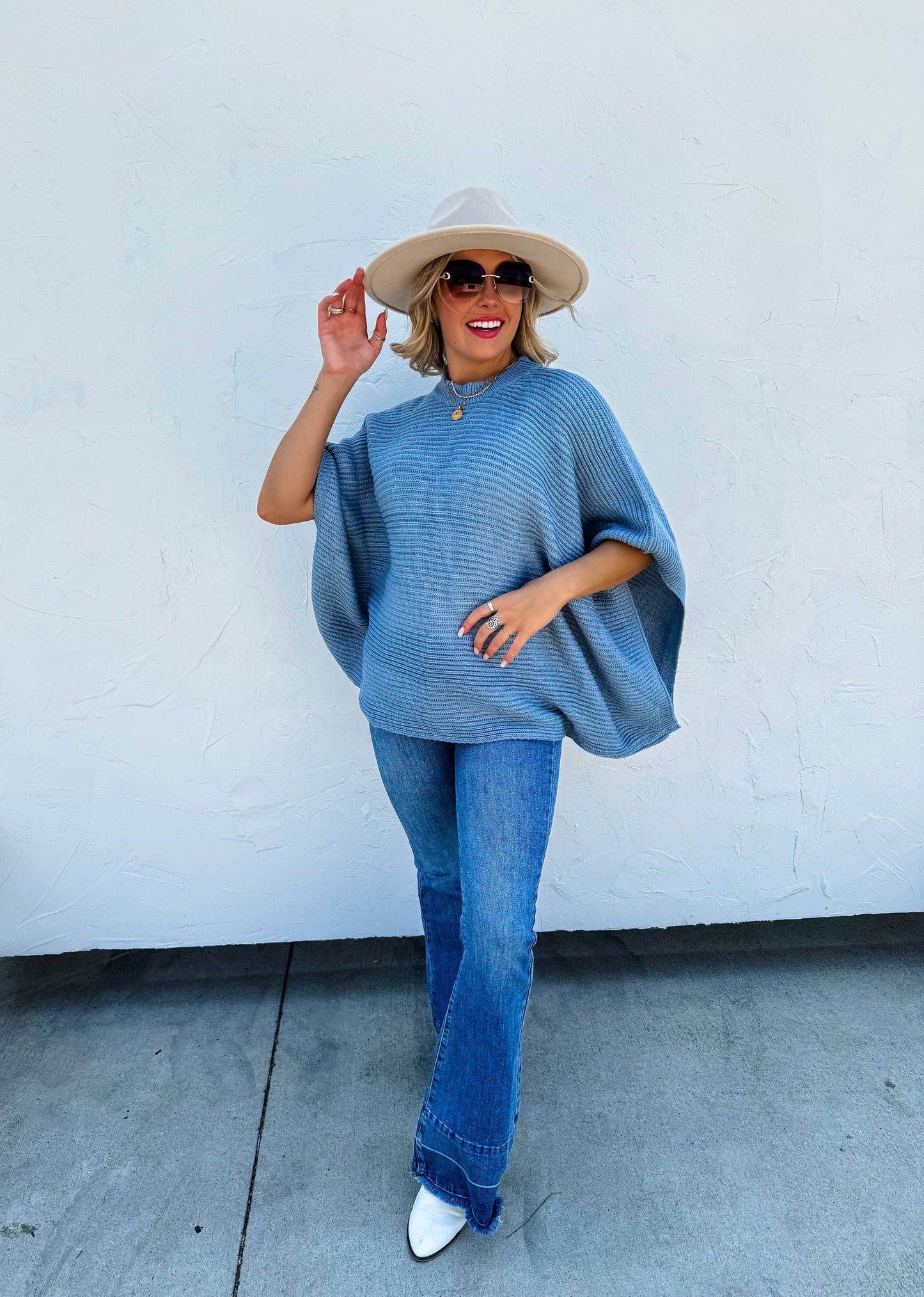 MEG PULLOVER PONCHO