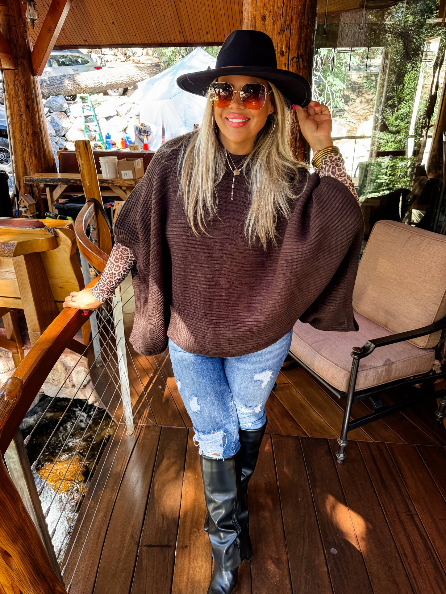 MEG PULLOVER PONCHO