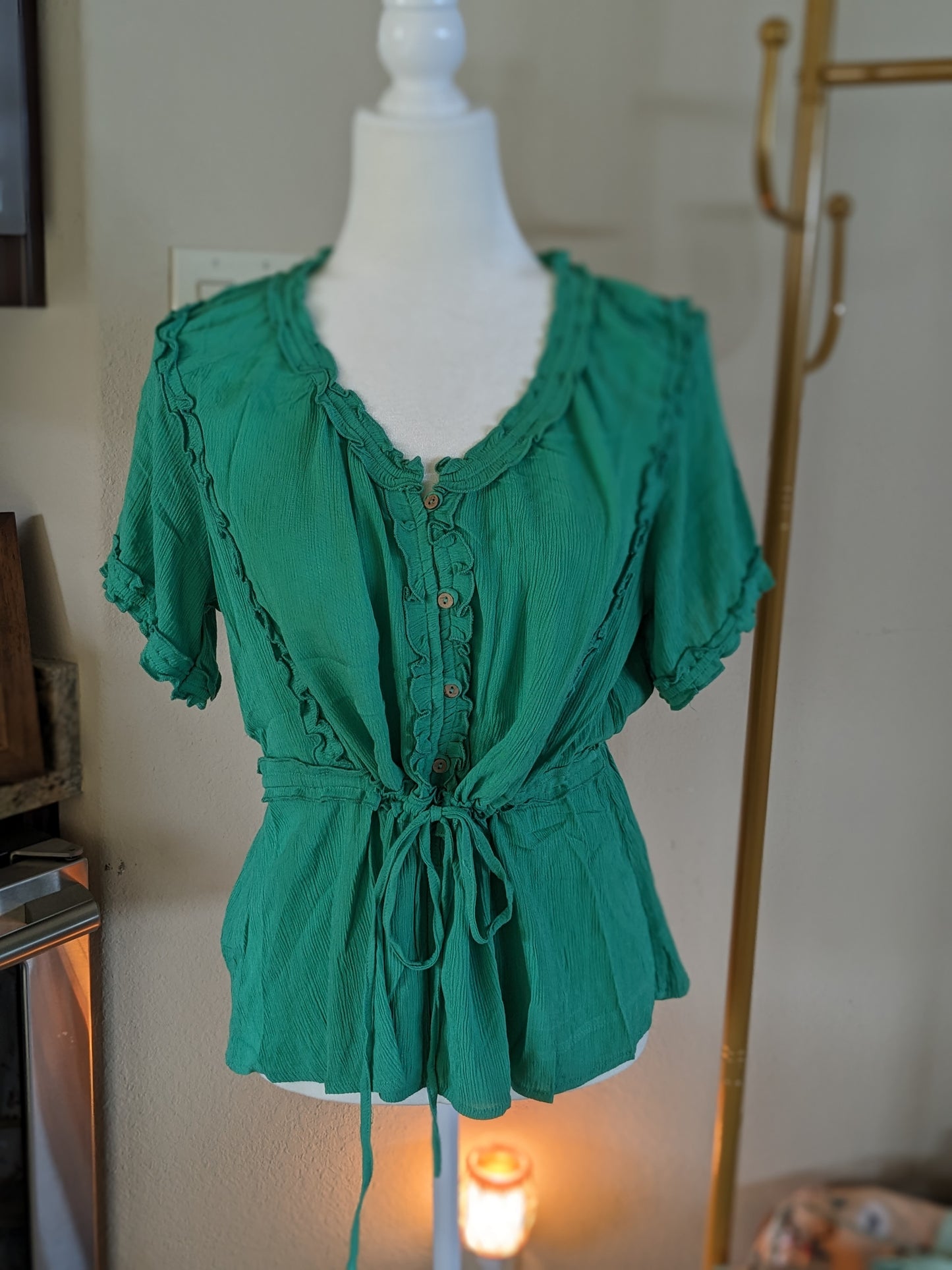 Lola Frilly Button Front Top in Spring Green 10