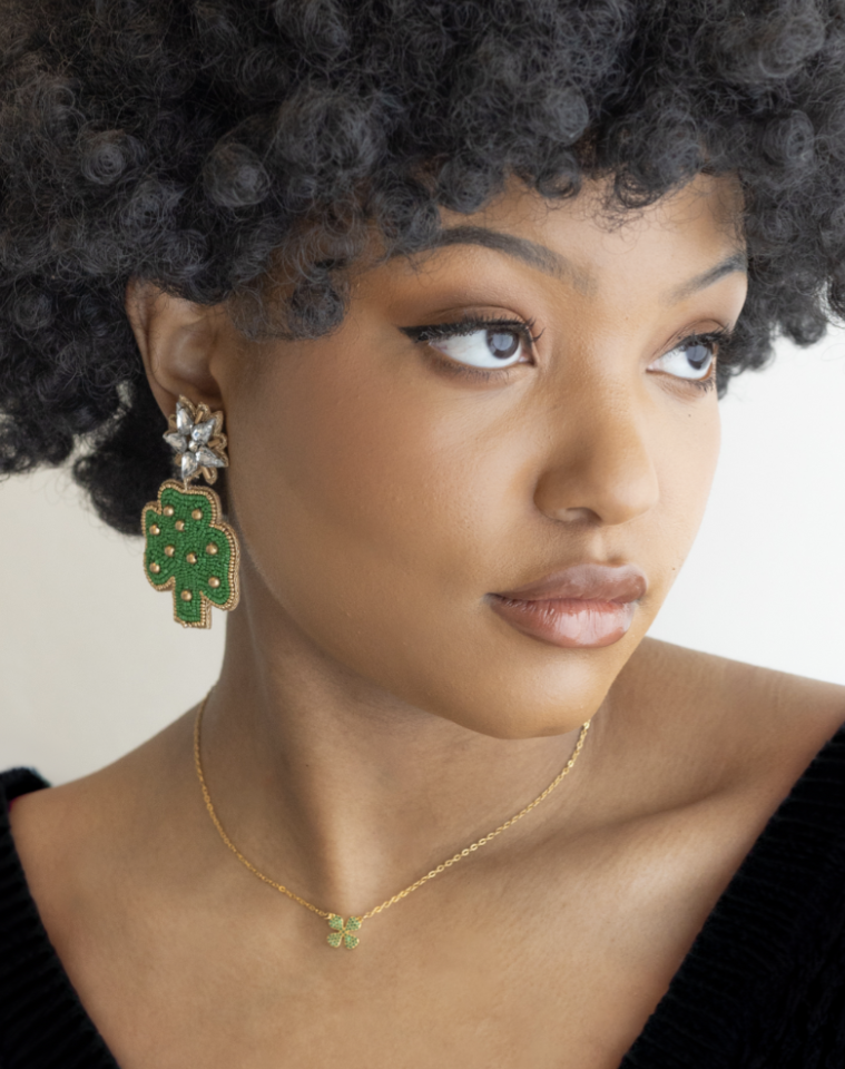 Shimmering Clover Earrings 1