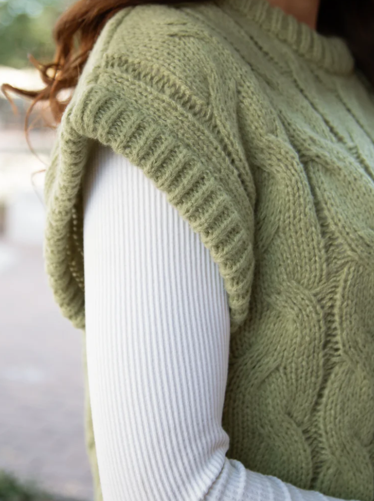 Cabled Knit Sweater Vest in Ivy