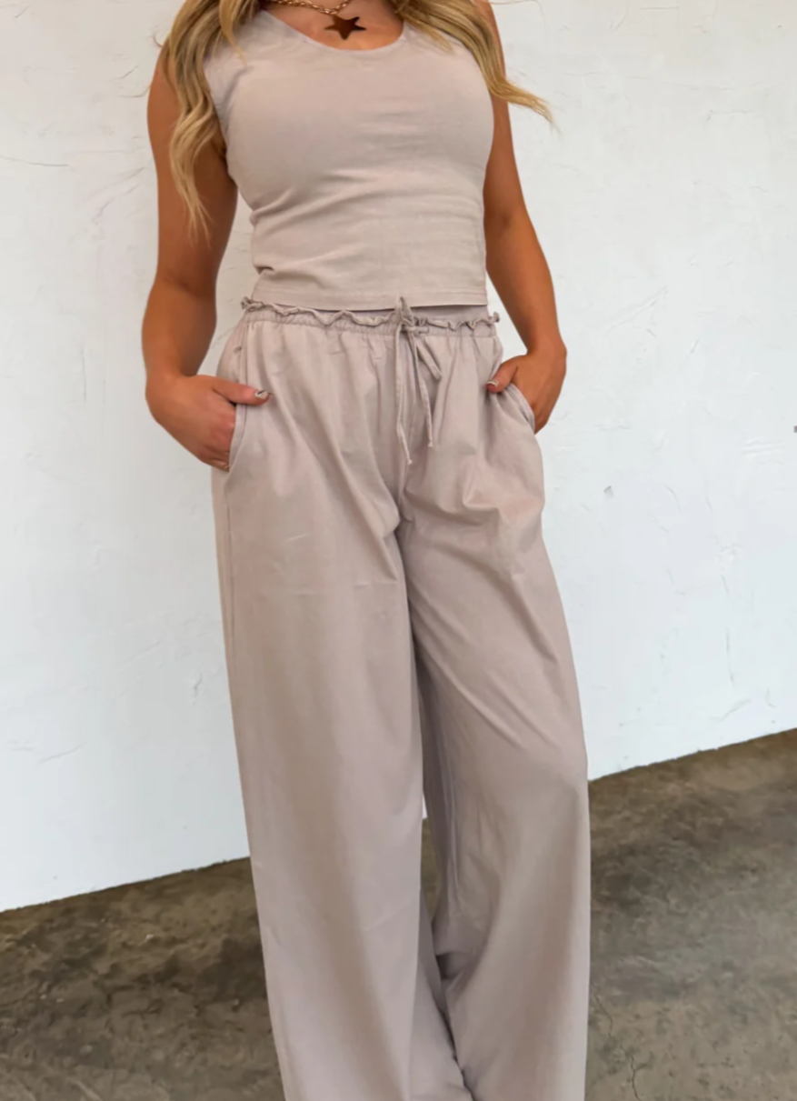 Layton Tank Lounge Set