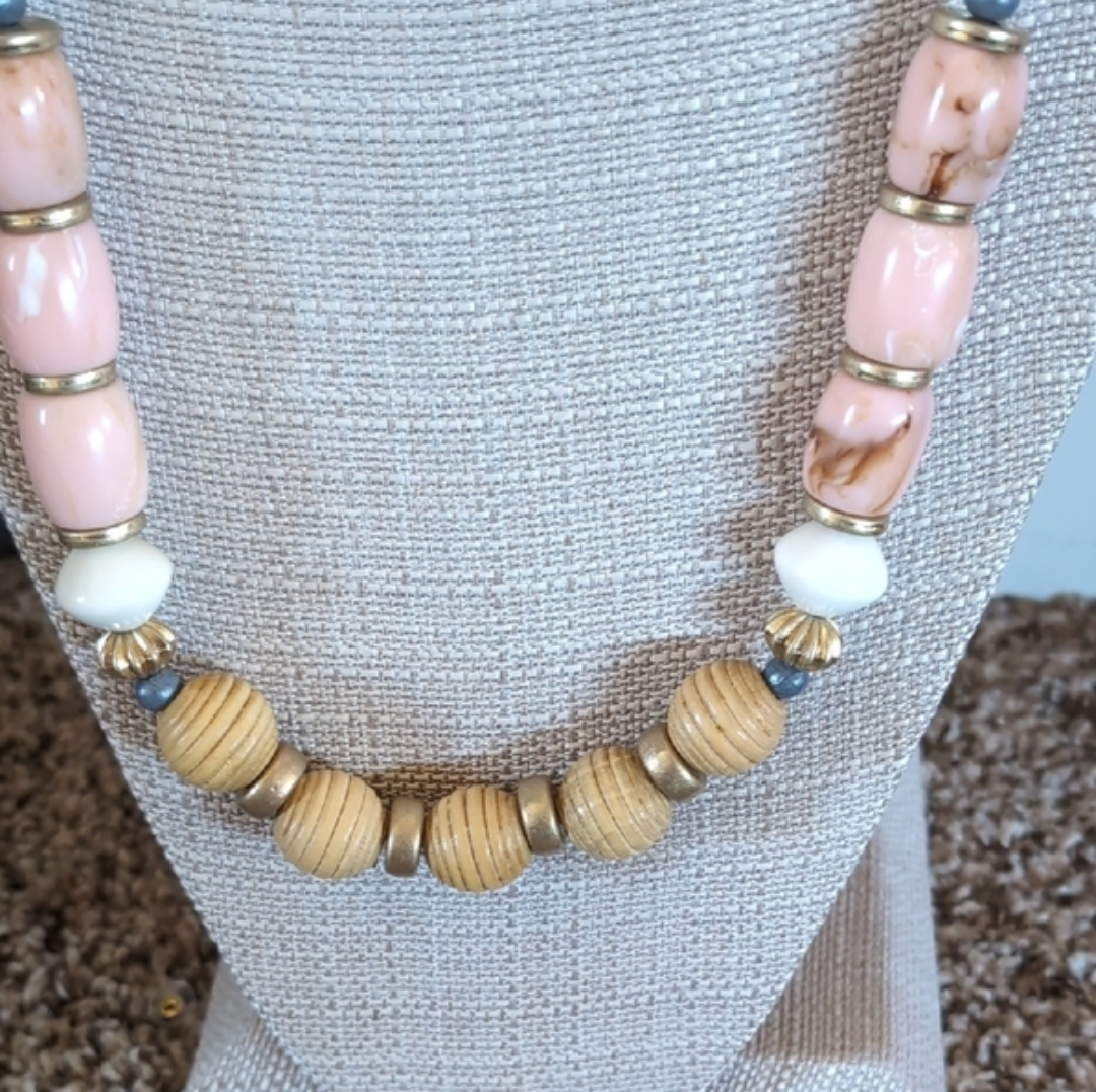 Coastal Bloom Necklace